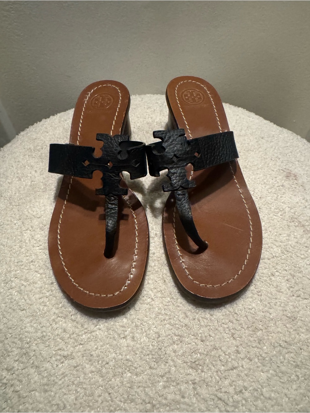 Tory Burch Black Leather Logo Thong Sandals with Brown Footbed